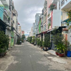 🏠 Bán Nhà Hẻm Lê Thúc Hoạch, Quận Tân Phú, 4.2x20m, Giá 8 Tỷ, 1 Trệt 1 Lửng