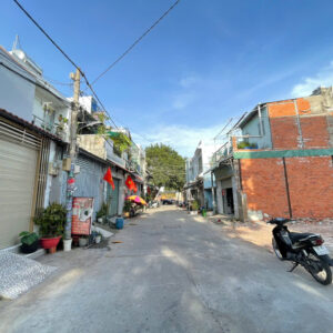 BÁN ĐẤT TRỐNG ,DT 12X16,7M ĐƯỜNG 8M KÊNH 26/3 SÁT AEON TÂN PHÚ . GIÁ 18,6 TỶ