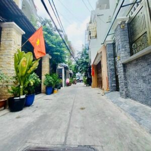–     Bán Nhà đường Vườn Lài. P Phú Thọ Hoà. Q Tân Phú. Dt 4,5×17. Nhà Lửng
