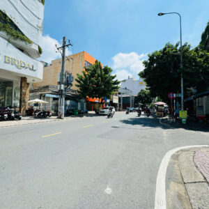 (Ngưng Bán) Bán Nhà 3 Tầng, DT: 4.2×24.5m, MT Tân Sơn Nhì, P. Tân Sơn Nhì, Giá: 20.7 tỷ