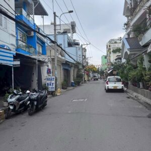 Chủ Kẹt tiền bán nhà xưởng MT hẻm 184 Lê Đình Cẩn , Tân Tạo , Bình Tân 9m x 62m 546m² 27tỷ