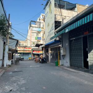 BÁN NHÀ CẤP 4 – HẺM XE HƠI ĐƯỜNG SỐ 8 GẦN BỐN XÃ 📏 Diện tích: 8x20m (160m² ODT) Hẻm7m thông 14tỷTl