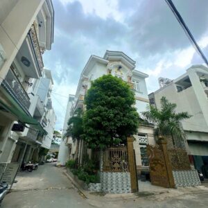 CHÍNH CHỦ GỬI BÁN BIỆT THỰ GÓC 2 MẶT TIỀN – ĐƯỜNG SỐ 11, GIÁP TÂN PHÚ • Diện tích: 7.5 x 13m