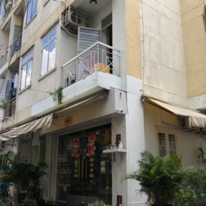 Cần bán gấp căn hộ chung cư Phan Liêm Q1 . ( 4 X 10M ) Giá 3,3 tỷ