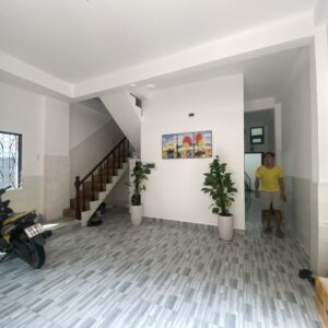 Hiếm có! MẶT TIỀN đường 3/2 Q10.  NGAN 5,4M  3 lầu. chỉ_11.8 tỷ.TL