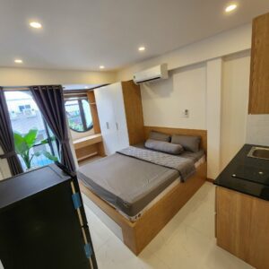 mặt tiền Nguyễn Chí Thanh và Nguyễn Tri Phương Q5 . 10 PN.  5 lầu . giá _22,8 tỷ TL