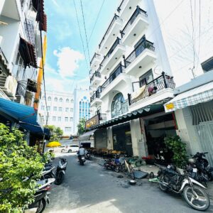 🔹 Bán nhà mặt tiền Thẩm Mỹ, Tân Phú – Diện tích 4×21, Giá 10.5 tỷ, nhà cấp 4 🔹