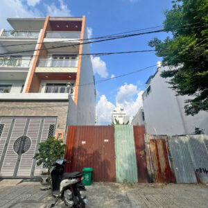 Cần bán lô đất hẻm 1 sec Lê Văn Qưới, dt: 4 x 23.5m vuông vức, thổ cư 100%. Gía: 8.2 tỷ tl.