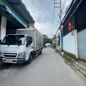 Bán cặp xưởng Mã Lò hẻm xe tải – DT: 8,2m x 30m – vuông vức – riêng 2 sổ – Giá: 12,5 tỷ TL.